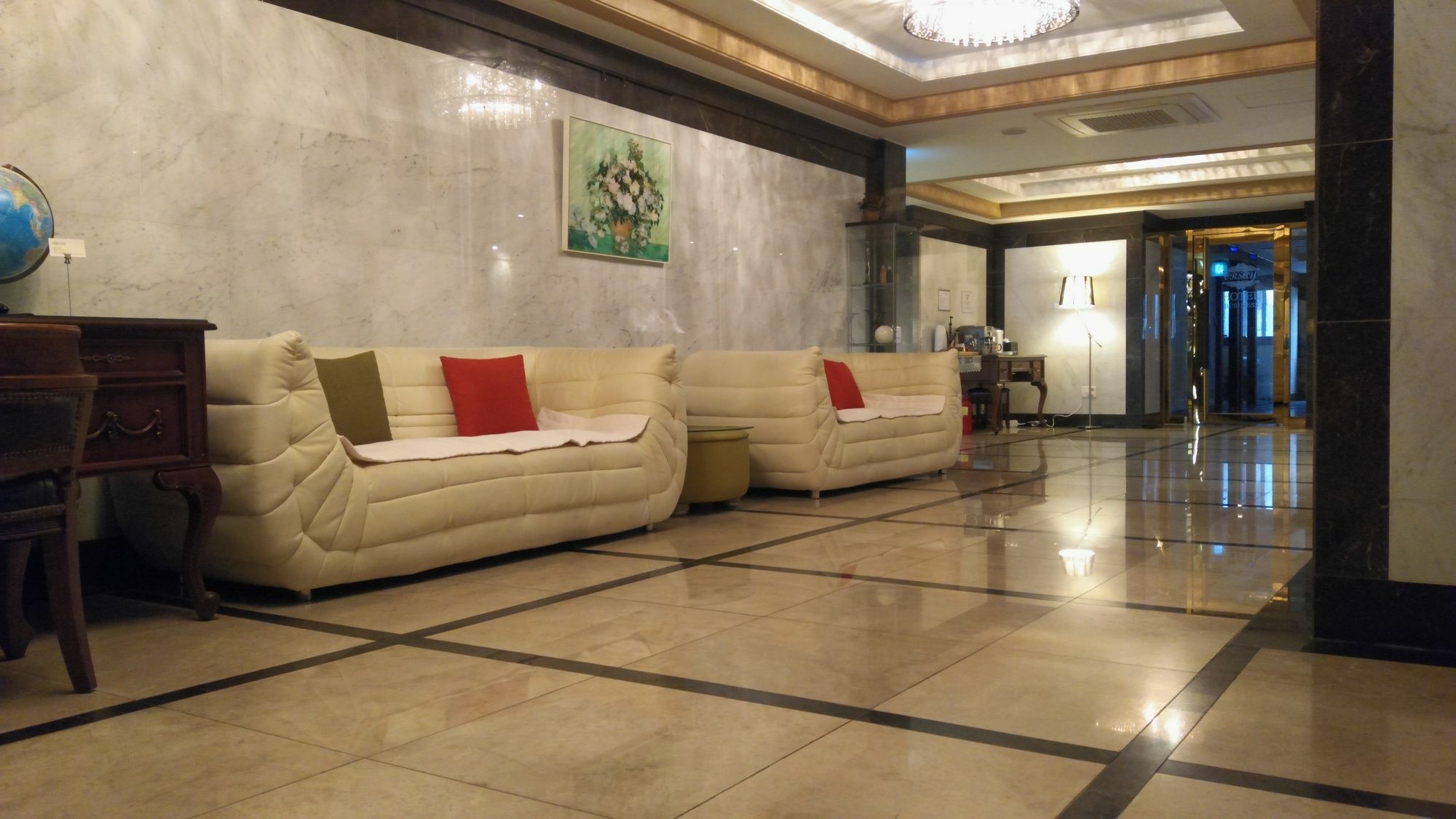 Suwon Orsay Business Hotel מראה חיצוני תמונה